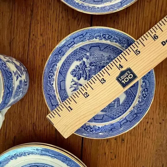 Blue Willow Balmoral China R&D England set of two teacup, saucer and small plate - Picture 8 of 9